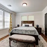 Gatewood Getaway-City Card 4 Local Biz Discounts