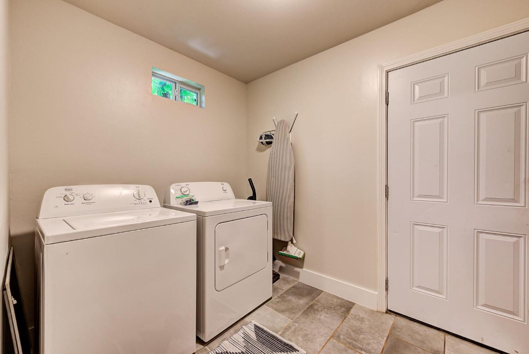Gatewood Getaway-city Card 4 Local Biz Discounts Oklahoma City