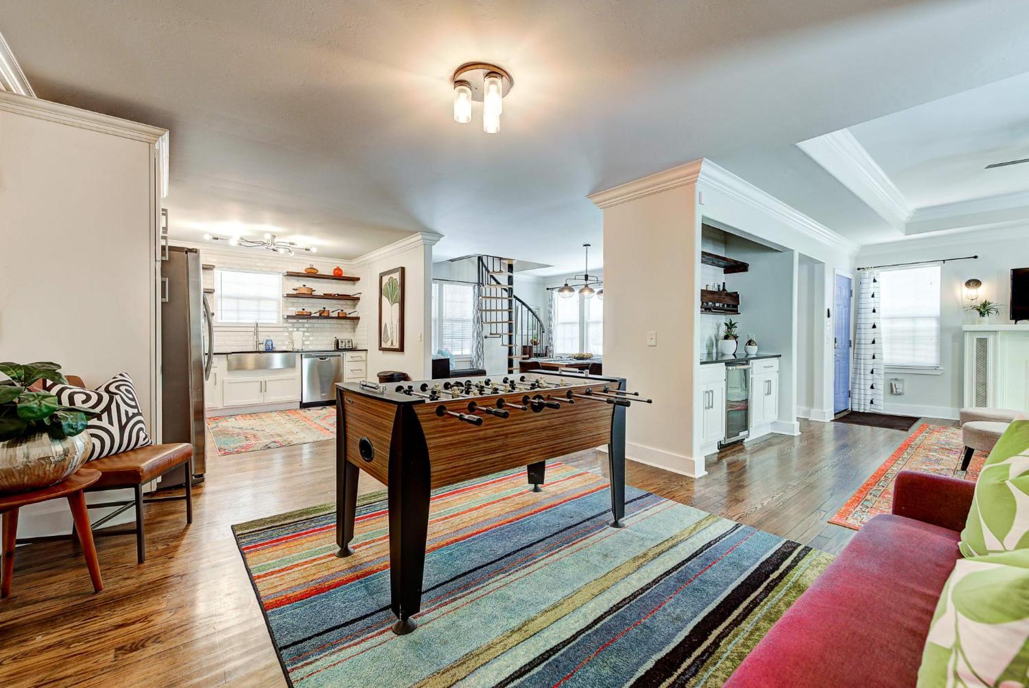 Gatewood Getaway-city Card 4 Local Biz Discounts * Oklahoma City